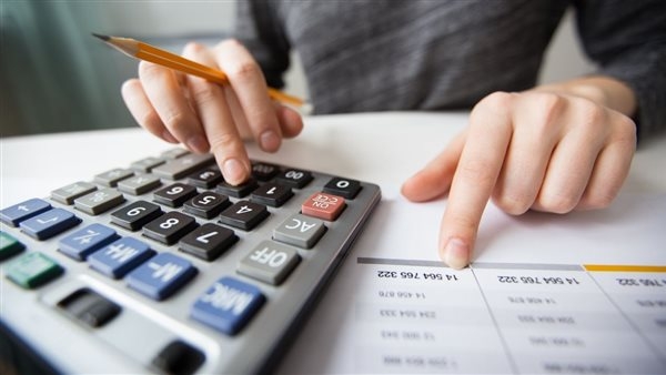مصر تستعيد ثقة المستثمرين في زمن الأزمات.. وآلية إدارة الدين العام كلمة السر