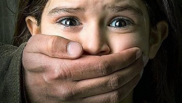 مؤسس "عون للدعم القانوني": حملة "بيدو" خطوة مهمة لفتح ملف التحرش بالطفل