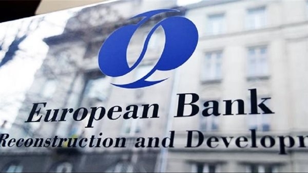 البنك الأوروبي لإعادة الإعمار يمول مشروعا للطاقة الشمسية في مصر بـ30 مليون دولار