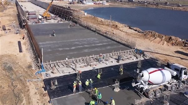 اقتصاديون لـ"الدستور": المشروعات القومية تُسهم في خفض التضخم