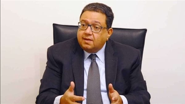 زياد بهاء الدين: يجب زيادة الاستثمار من القطاع الخاص لمعالجة مشكلة ضعف الرواتب