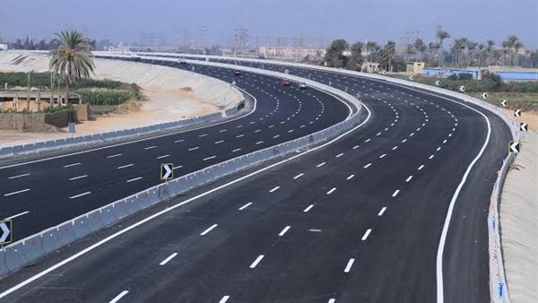 محافظة الإسماعيلية تُواصل جهودها لتطوير شبكة الطرق