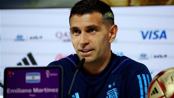 أتلتيكو مدريد يدخل سباق التعاقد مع إيميليانو مارتينيز