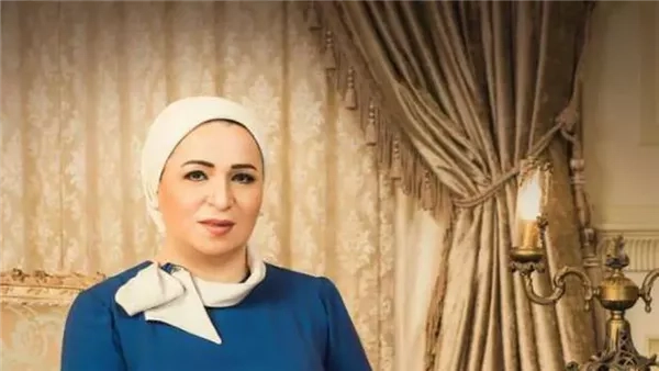 كيف دعمت السيدة انتصار السيسي الهلال الأحمر؟.. آمال إمام توضح