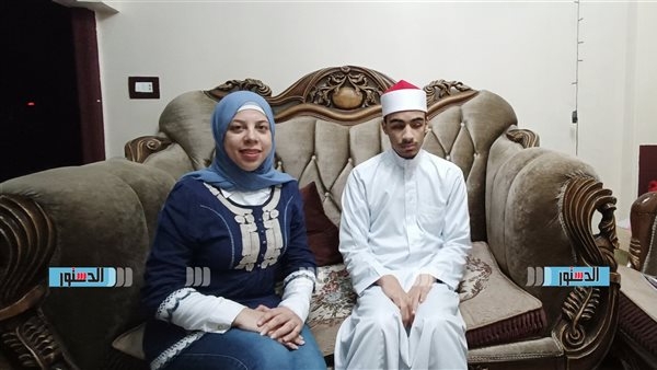 والدة القارئ محمد أحمد حسن: أتمنى أن يؤم نجلي المصلين داخل الحرم الشريف
