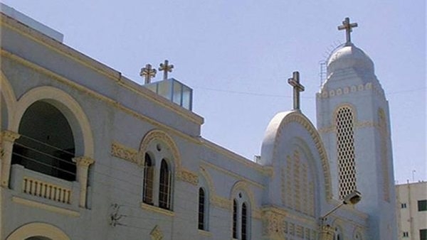 الكاثوليكية تنظم أولى الحلقات النقاشية لمشروع "خطوات نحو إنهاء العنف ضد المرأة"