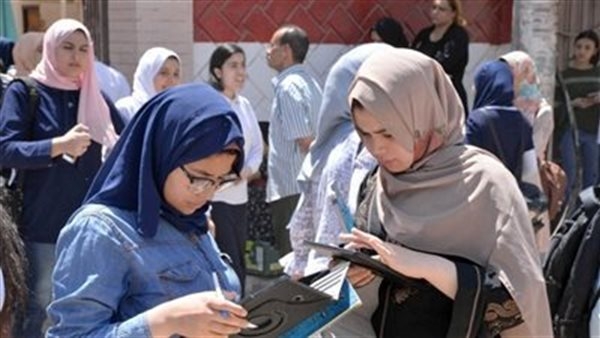 تحميل جدول امتحانات الصف الأول والثاني الثانوي الترم الثاني 2025 في القاهرة