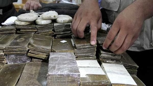 حبس تشكيل عصابى فى اتهامهم بحيازة مواد مخدرة بـ 75 مليون جنيه