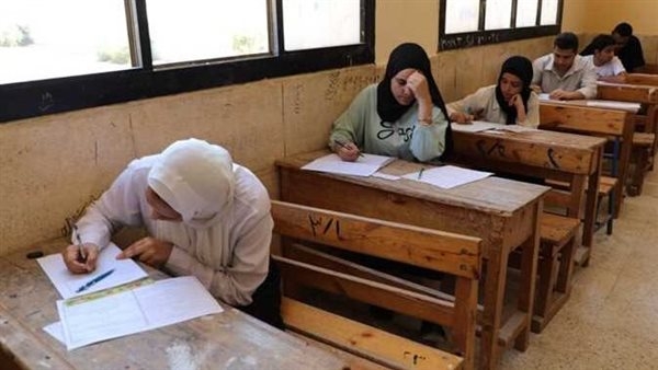 تحميل النماذج الاسترشادية الرسمية لطلاب الصف الثالث الثانوي 2025