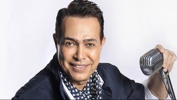 حكيم يتهم شركة تشطيبات بالنصب عليه في 7 ملايين جنيه