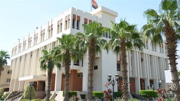 "بحوث الفلزات" يبحث التعاون مع ماليزيا في الطاقة الشمسية والهيدروجين الأخضر