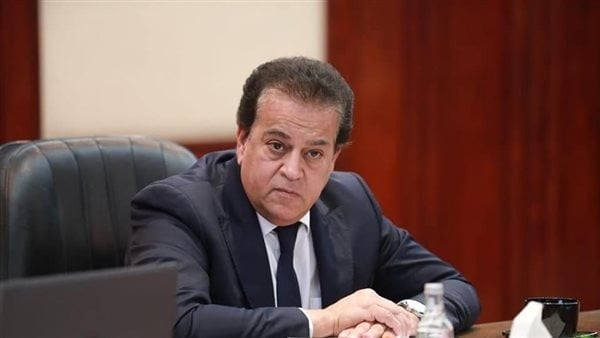 وزير الصحة: تلقى مليون مكالمة يوميًا لاستدعاء سيارات الإسعاف