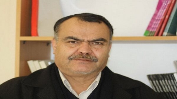 أحمد رفيق عوض: تصريحات ترامب عن ضرب إيران "متناقضة"