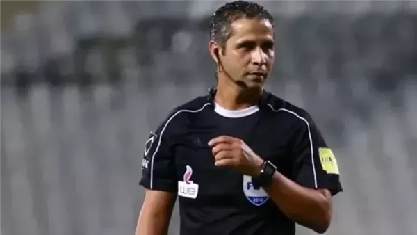 "عاشور" و"عزب" يديران "VAR" مباراة غانا والسنغال بأمم إفريقيا للناشئين