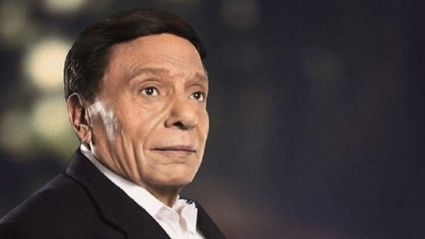 رغم أميتها إلا أنها لديها هيبة وحس ثقافي.. كيف تأثر الزعيم بوالدته؟