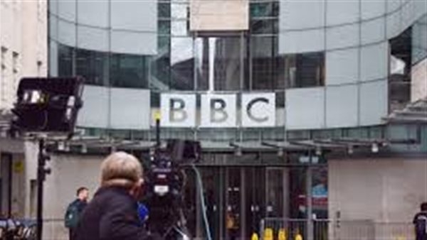 لزيادة نفقات الدفاع.. بريطانيا تدرس خفض تمويل "BBC" ووقف الخدمة العالمية