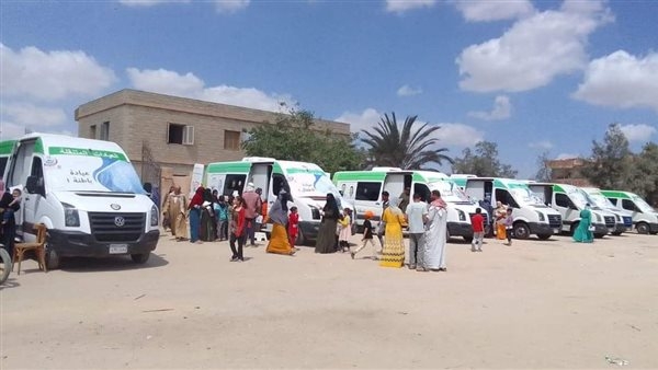 "الصحة" تُطلق قافلة طبية مجانية ضمن "حياة كريمة" بالشرقية