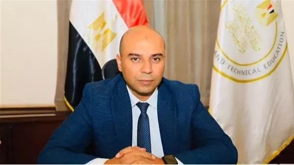متحدث التعليم: منع المراقبين من اصطحاب هواتفهم المحمولة داخل لجان الثانوية العامة