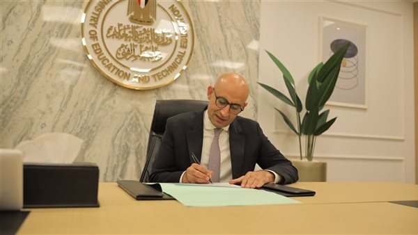 مصادر بالتعليم: الانتهاء من وضع أسئلة امتحانات الثانوية العامة والدبلومات الفنية