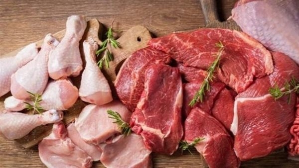 سعر اللحوم والفراخ والبيض بأسواق أسيوط اليوم الخميس 1 مايو 2025