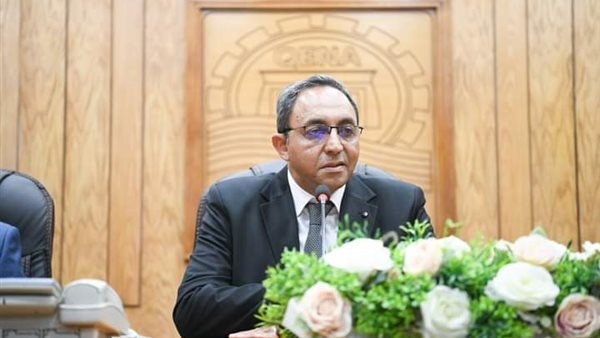 استثمارات 42.2 مليون يورو.. محافظ قنا يُتابع تنفيذ برنامج تحسين خدمات المياه والصرف الصحي