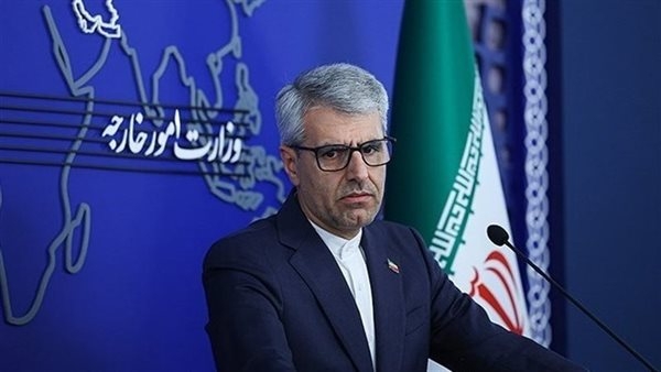 خارجية إيران تنفي مزاعم تعليق تخصيب اليورانيوم لمدة عام