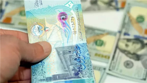 سعر الدينار الكويتي مقابل الجنيه اليوم الإثنين 17 مارس 2025 في البنوك