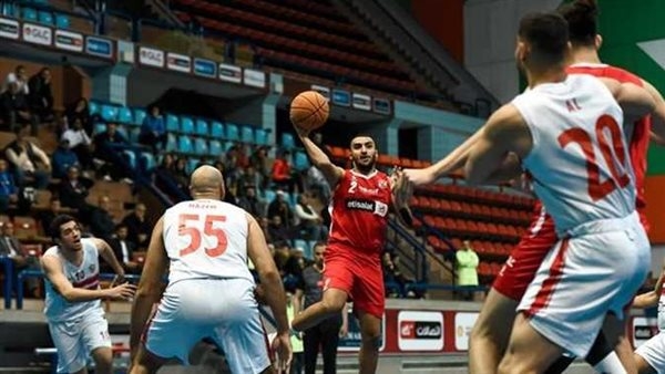 سلة الأهلى تفوز على الزمالك بنتيجة 77-71 فى بطولة دورى السوبر