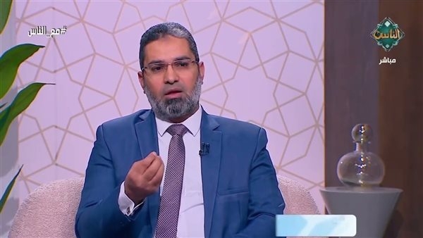 أستاذ شريعة: السعي والعمل أساس التوكل (فيديو)