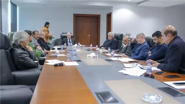 هل وبّخ هاني أبو ريدة حلمي طولان داخل اتحاد الكرة؟