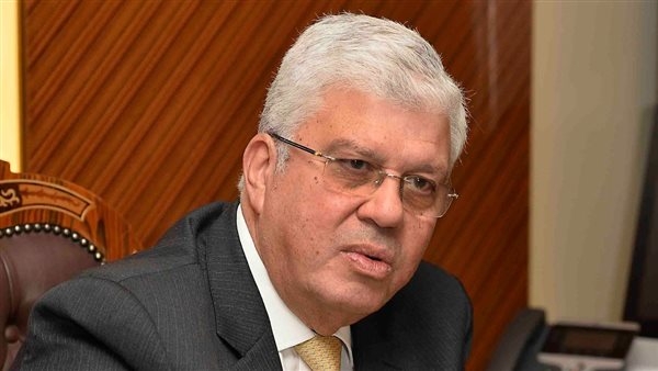 وزير التعليم العالي يوجه بإعلان جداول الامتحانات في الكليات