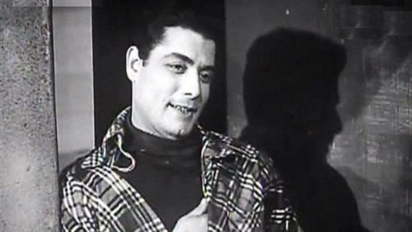 "رد قلبي" لـ يوسف السباعي.. أعمال أدبية جسدها شكري سرحان في السينما