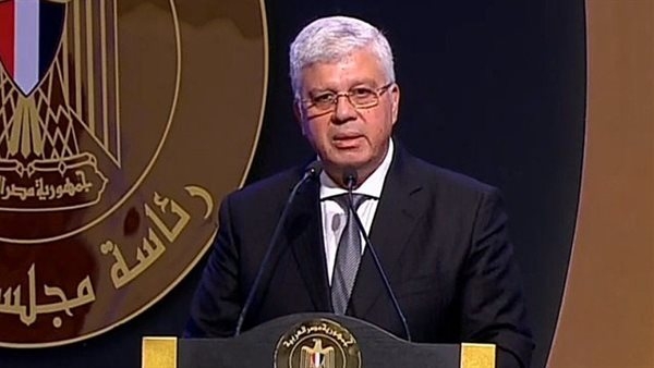 وزير التعليم العالي: وضع "جنيه" في البحث العلمي يحقق عائدًا يعادل ثلاثة أضعافه