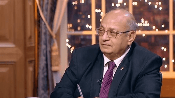 جمال شقرة يوضح تفاصيل قرار دفن كريم أغا خان فى أسوان (فيديو)