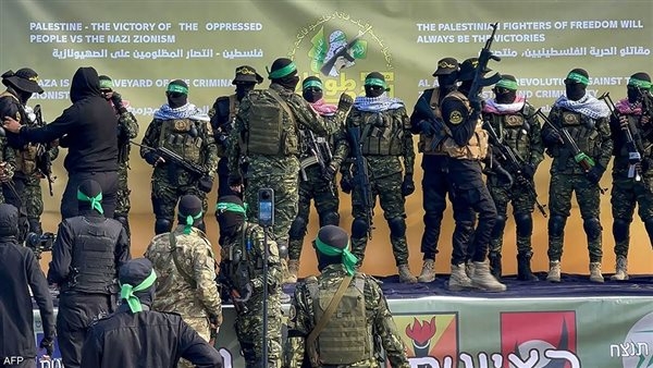 إعلام عبري: إسرائيل أبلغت حماس برغبتها في تمديد المرحلة الأولى من الاتفاق
