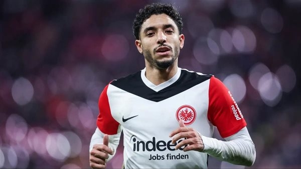 رغم رحيله في منتصف الموسم.. مرموش ضمن تشكيل الأفضل بالدوري الألماني