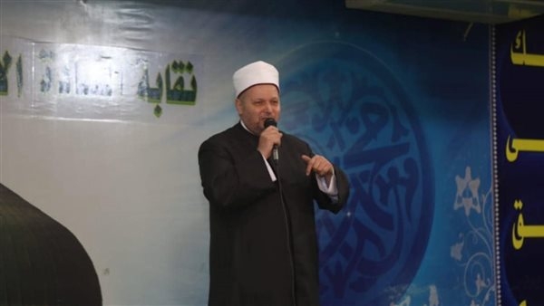 الشحات عزازي: مصر درع حماية لكل من يلجأ إليها