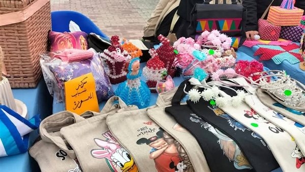 عروض فنية وحرف يدوية بـ"مهرجان التسوق الأول" في المدينة الشبابية بالإسكندرية