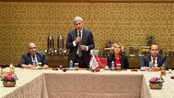 في ختام زيارته لتركيا.. وزير السياحة يبحث فرص التعاون مع اتحاد ومسؤولي الفنادق