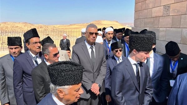 انتهاء مراسم دفن الأمير كريم الأغاخان فى مقبرته بأسوان