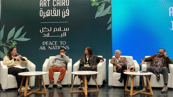 تشكيليون مصريون يدعون لعودة تنظيم بينالي القاهرة