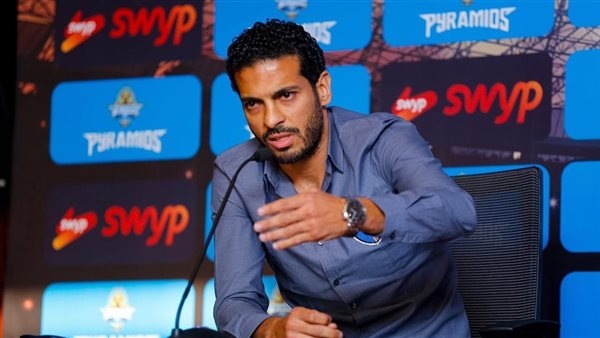 «خناقة» بين هاني سعيد ومذيع أون سبورت بسبب مباراة بيراميدز وصن داونز