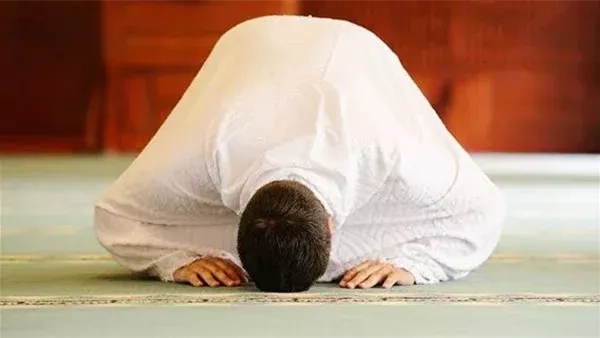 مواقيت الصلاة بمطروح اليوم الثلاثاء 18 فبراير 2025
