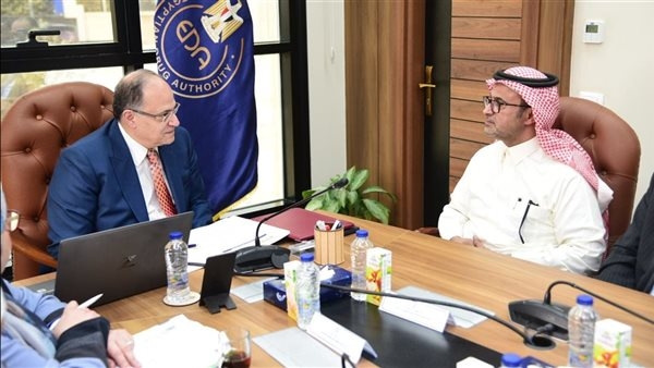 "هيئة الدواء" تستقبل ممثلي شركة سبيماكو السعودية لبحث زيادة الفرص الاستثمارية