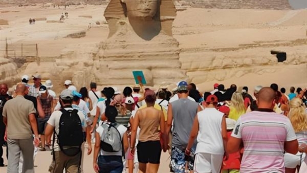 خبراء: مخصصات دعم السياحة والإنتاج تحقق نموًا اقتصاديًا