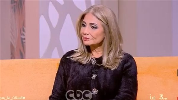 «الدستور» تحاور سوسن بدر: المجتمع يعانى من مشاكل بسبب السوشيال ميديا وواجبنا «التوعية»