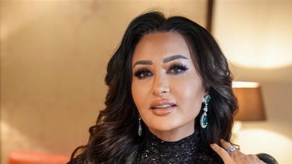 لطيفة تستفتي جمهورها لاختيار اسم ألبوم صيف 2025: تفتكروا نسميه إيه؟