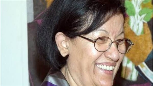 وفاة الفنانة التشكيلية "رباب نمر" عن عمر ناهز السادسة والثمانين