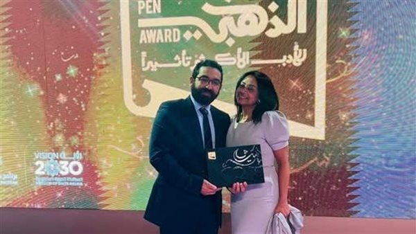 مديرا كيان للنشر: "القلم الذهبي" نوع من التقدير المعنوي ودفعة للأمام