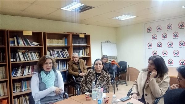 صفاء النجار تشارك مبدعات مصر مناقشة بداية مشوارهن الإبداعي (صور)